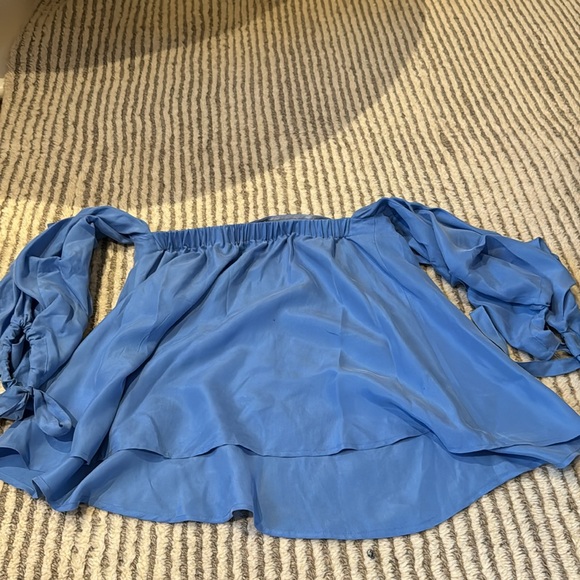 Club Monaco Blue Flowy Shirt - Picture 2 of 3
